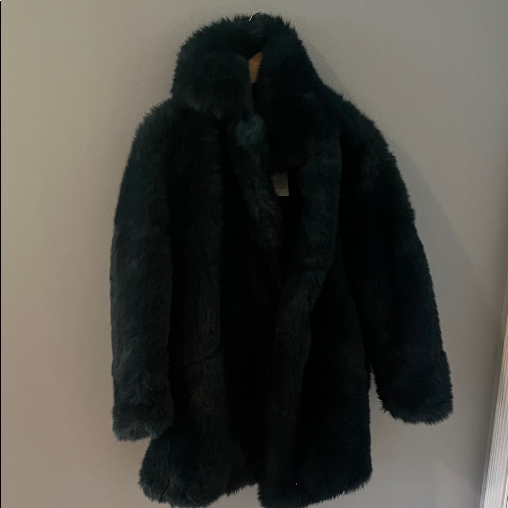 Luxurious dark green Faux Fur Coat